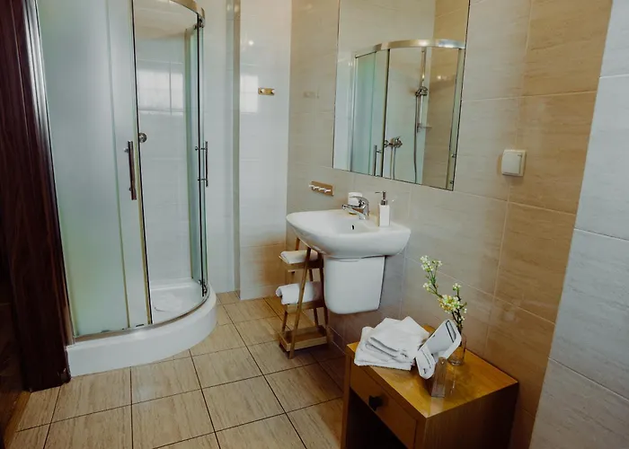 Bonsai Hotel Niemcza